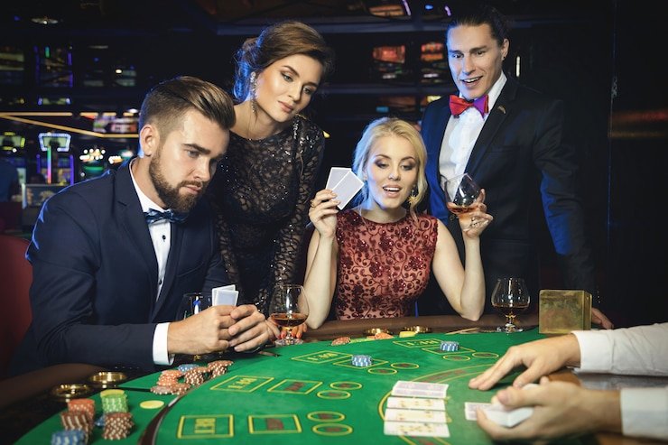 Philippines players browsing 7jl sports betting on mobile